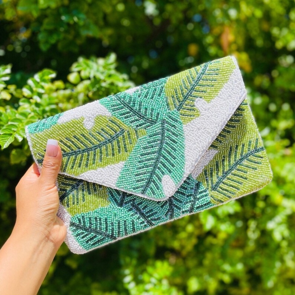 Beaded Leaf Pattern Envelope Clutch | Green/White | Style LAC-SS-456 - Picture 11 of 11